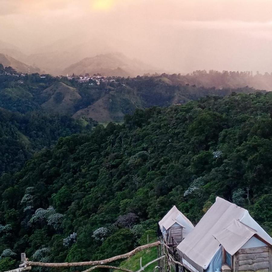 Хостел Glamping Rustiko Саленто Екстер'єр фото